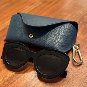 LOEWE Cat Eye Sunglasses LW40051